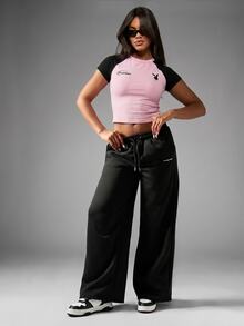 Missguided x Playboy 印花修身短款圆领棉质T恤，饰有兔子图案 - 粉色 - 查看 5