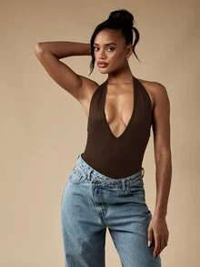 MISSGUIDED Body con cuello halter, escote pronunciado y espalda abierta, sin mangas, cierre a presión, body sin espalda - Marrón Chocolate - Ver 4