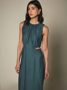 KSTM Sleeveless Cut-Out Waist Midi Dress With Gathered Scoop Neck And Side Slit Flowy A-Line Silhouette - Green - View 4