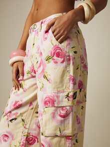 MISSGUIDED Floral Rose Print Wide Leg Cargo Denim Jeans With Utility Pockets Low Rise Summer Festival Pants - Multicolor - View 3