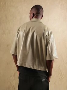 SUMWON 鳄鱼纹PU皮革短款修身短袖衬衫，带按扣和胸袋 - 米色 - 查看 4