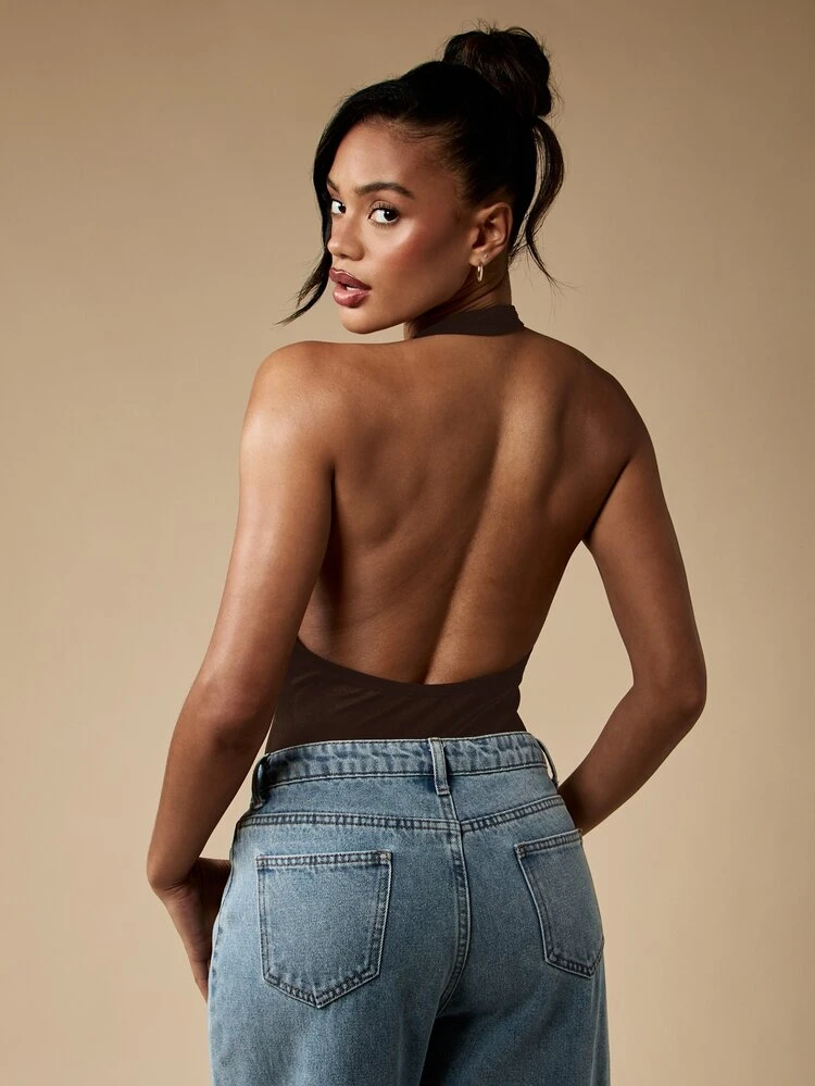 MISSGUIDED Halter Neck Plunge Bodysuit With Deep V-Neckline And Open Back Sleeveless Backless Snap Closure Body Suit