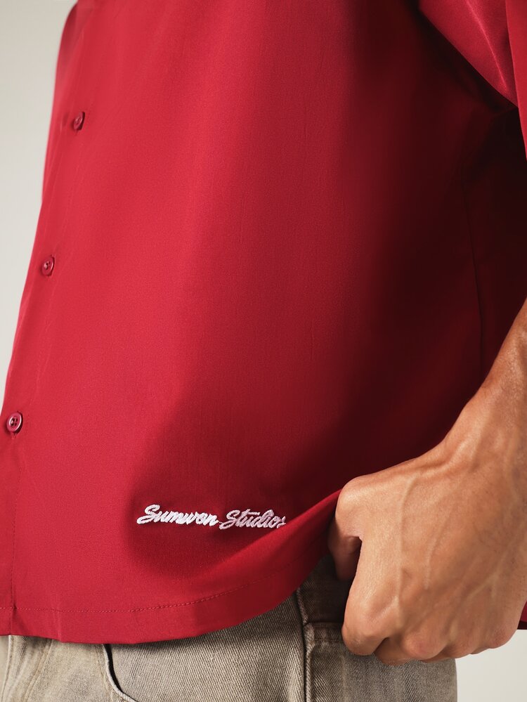 Camisa de manga corta con botones y estampado gráfico en la espalda, de talla grande y holgada, tipo camisa de campamento de verano