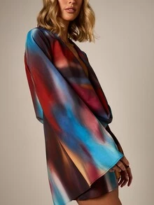 AiiRZ Abstrakte Aquarell-Muster Cowl Front Drapierte Ärmel Mini Cover Up mit tiefem Ausschnitt und elastischer Taille - Verschiedenfarbig - Übersicht 4