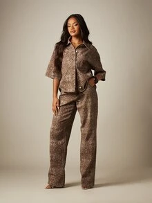 MISSGUIDED Paisley Print High Rise Straight Leg Denim Jeans With Wide Leg Silhouette Non Stretch Vintage Bandana Style Trousers - Multicolor - View 3