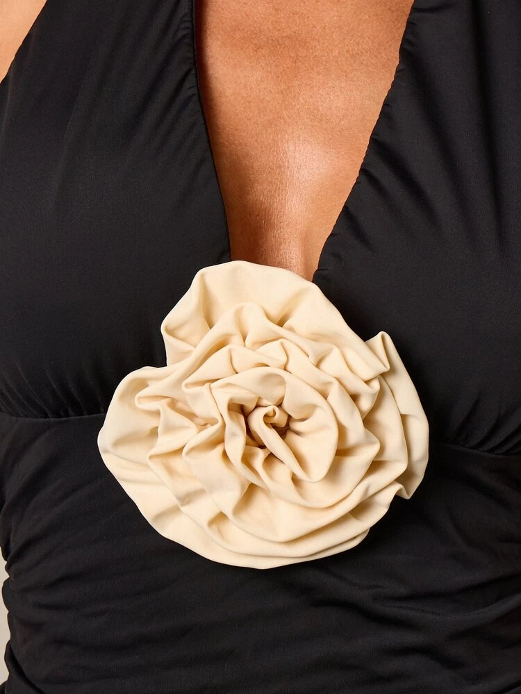 Halter Neck Maxi Dress With Contrast Corsage