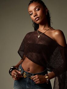 MISSGUIDED 透视网纱针织不对称单肩露脐上衣，长款垂褶袖，适合节日和夏季穿着。 - 棕色 - 查看 5