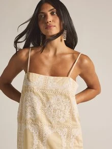 KSTM Đầm midi hai dây cổ vuông, thêu ren và đính lỗ, kiểu boho, thích hợp cho mùa hè. - Nhiều màu - Xem 4