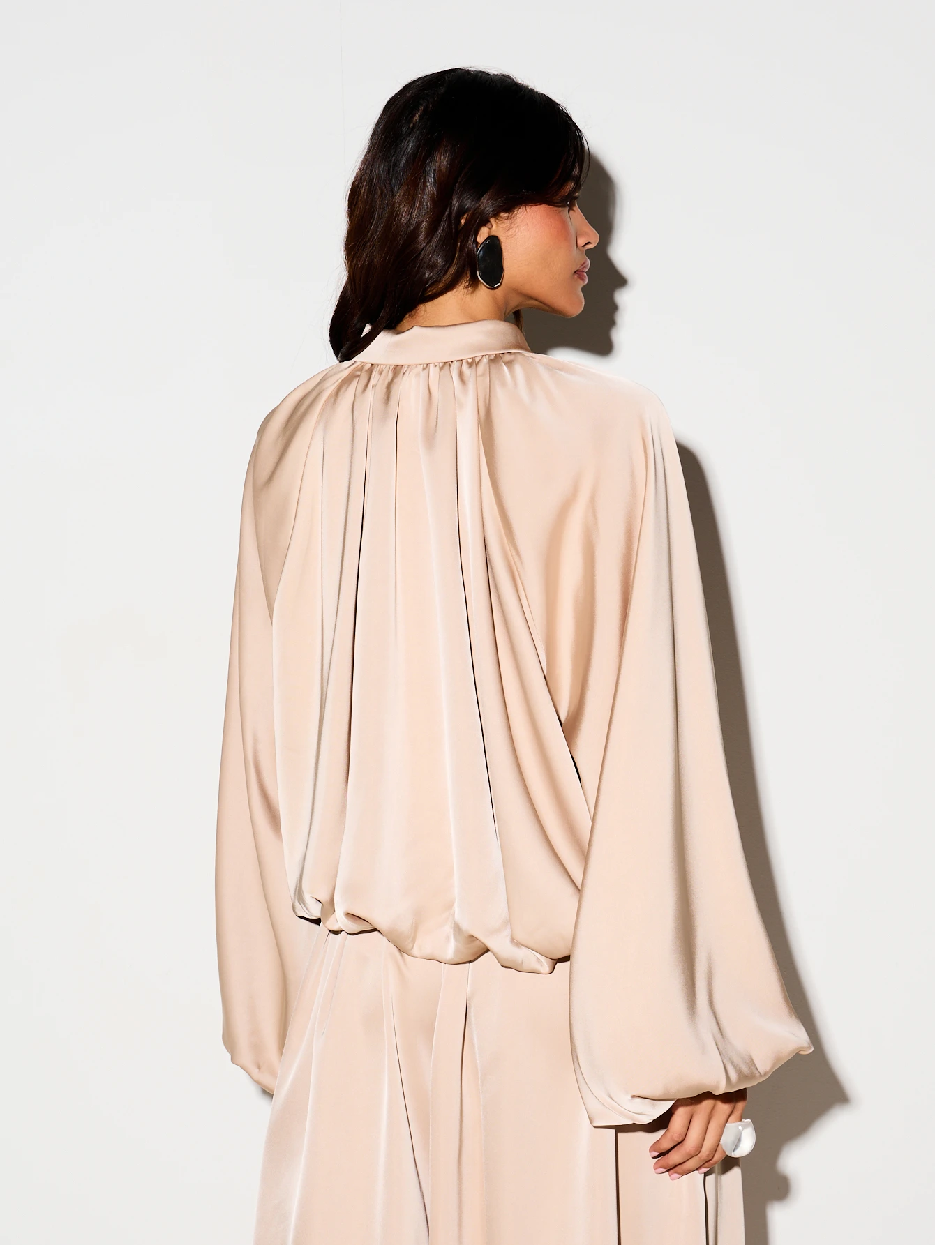 Satin Bubble Hem Jacket With Balloon Sleeves