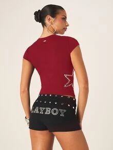 Missguided x Playboy 印花修身T恤，饰有银色铆钉星星和兔子标志，短款上衣 - 紅色 - 查看 3
