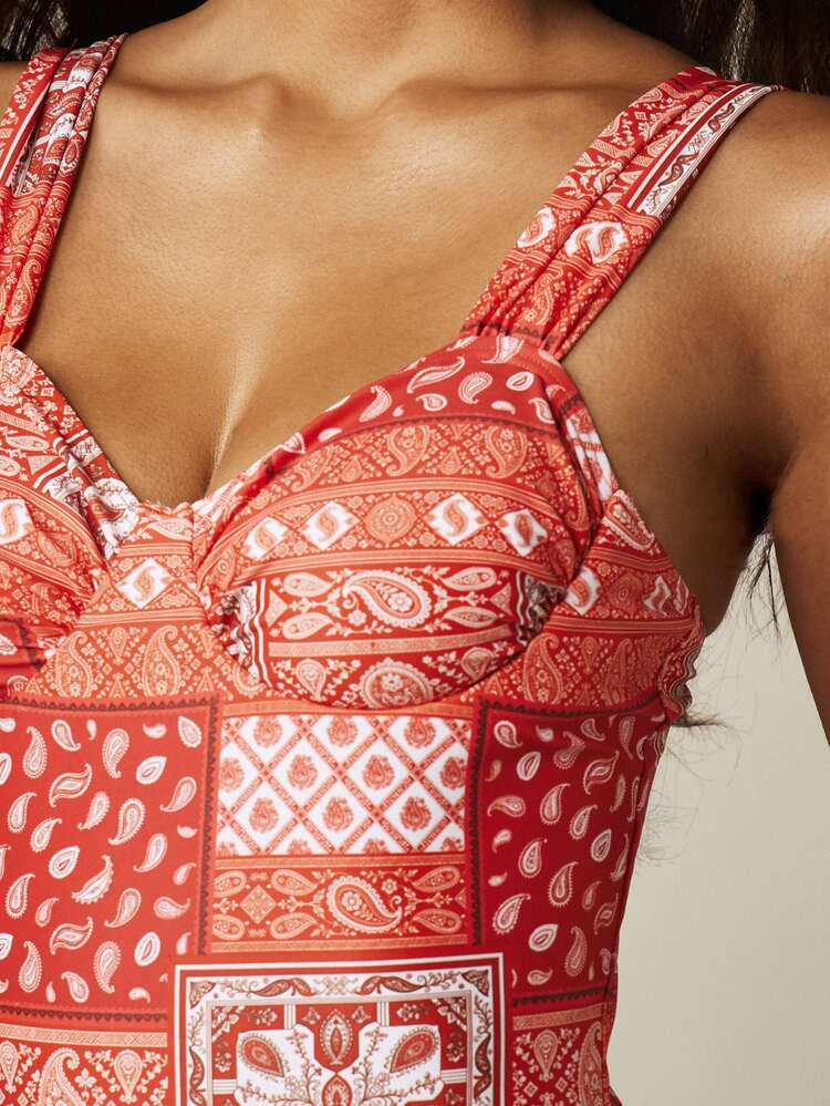 MISSGUIDED Paisley Patchwork One-Piece With Sweetheart Neckline