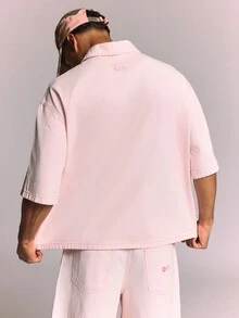 SUMWON 宽松版型牛仔Polo衫，胸前口袋，刺绣logo，短袖翻领上衣 - 粉色 - 查看 2