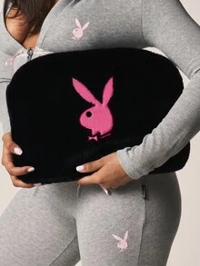 Missguided x Playboy Bunny 黑色人造毛皮筆電包，粉色 Logo 貼布繡，大號蓬鬆手拿包款收納袋 - 黑色 - 查看 2