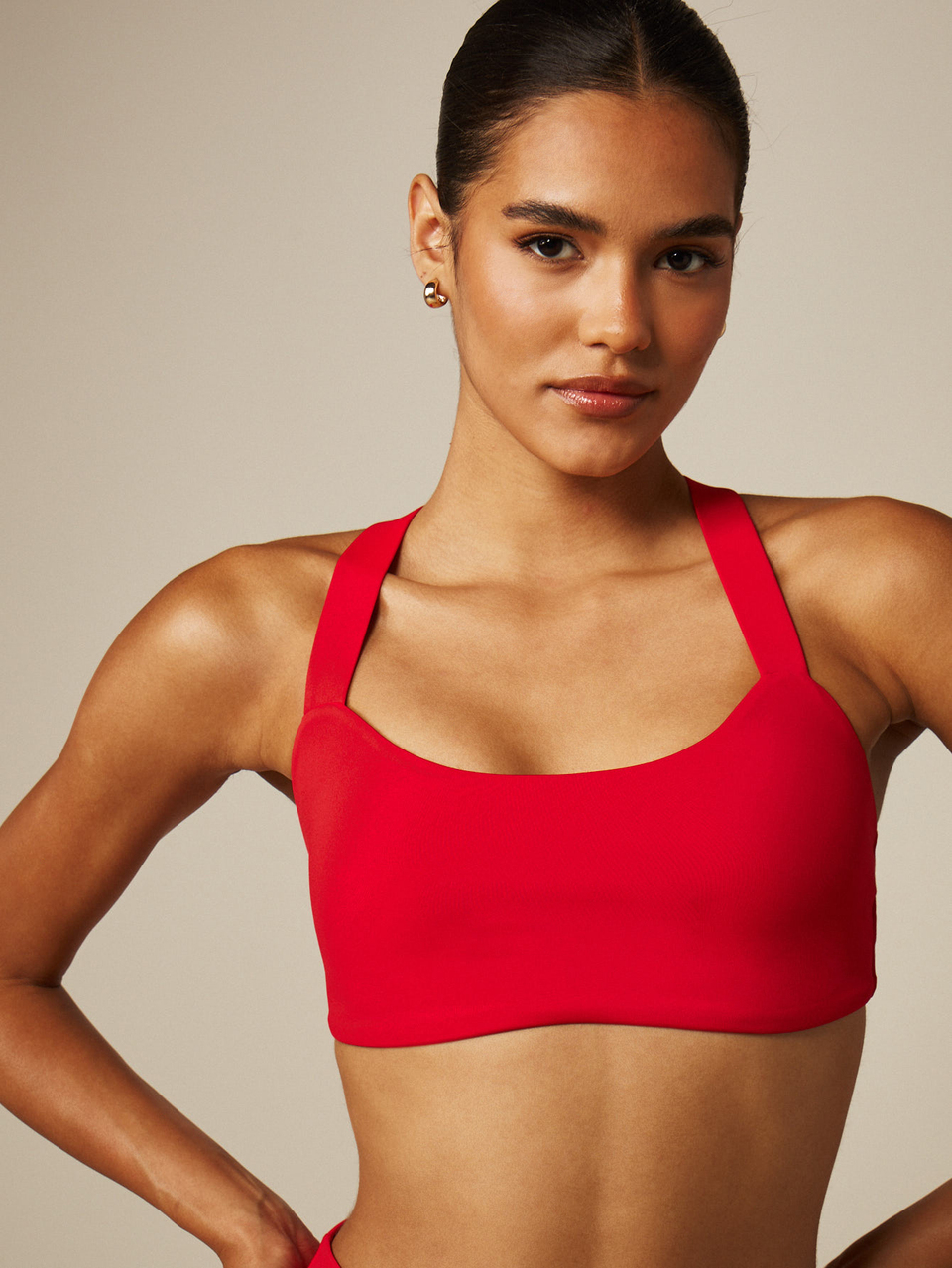 MISSGUIDED Cross Back Sports Bra With Criss-Cross Strap Detail And Scoop Neckline For Training And Yoga