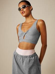 MISSGUIDED Áo ngực thể thao Marl với chi tiết xoắn - Màu Xám nhạt - Xem 1