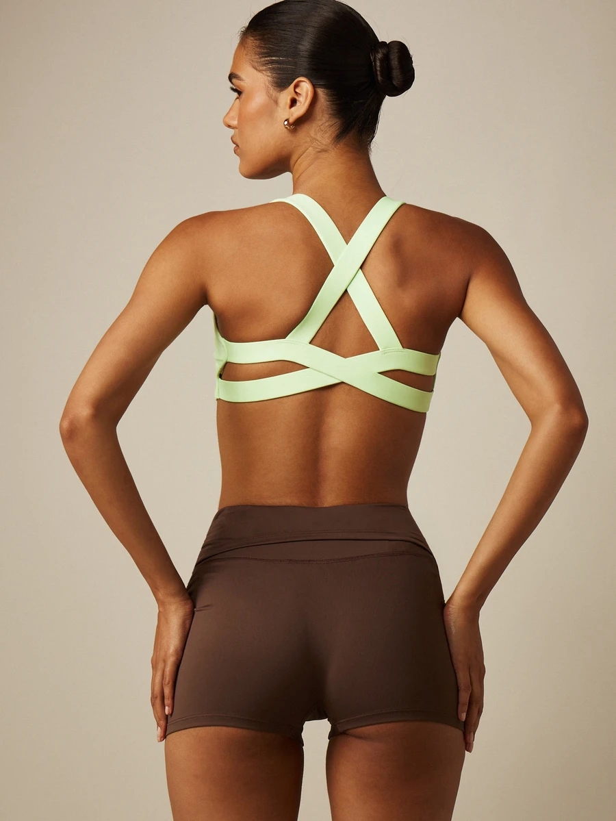 MISSGUIDED Áo ngực thể thao thiết kế dây chéo sau lưng, áo croptop cổ tròn, áo ngực vận động nhẹ nhàng cho yoga và pilates. - màu xanh lá - Xem 1