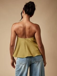 MISSGUIDED Strapless U-Bend Neckline Flared Swing Top With Zip Back Closure For Date Night Or Summer Occasions - Pale Yellow - View 2