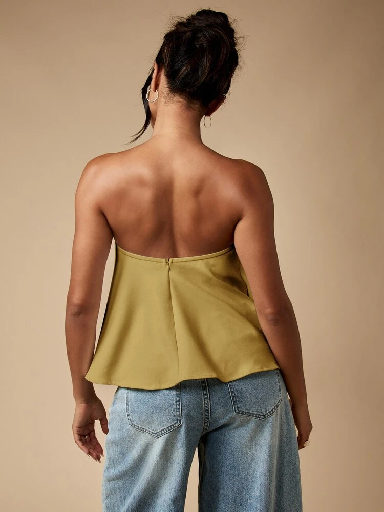 MISSGUIDED Strapless U-Bend Neckline Flared Swing Top With Zip Back Closure For Date Night Or Summer Occasions