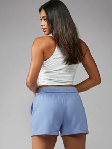 MISSGUIDED Pantalones cortos tipo jogger de felpa con cintura con cordón y bolsillos laterales, ropa casual de uso diario para estar en casa - Neblina azul - Ver 2