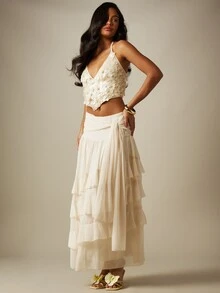 MISSGUIDED Chiffon Tiered Maxi Skirt With Ruched Waist Detail And Elegant Bow Tie Front For Summer Occasions - Apricot - View 3