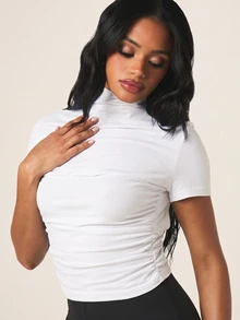 MISSGUIDED Mock Neck Backless Crop Top With Short Sleeves Ruched Body-Hugging Open Back Design Everyday Daytime White Summer Basic Casual - White - View 4