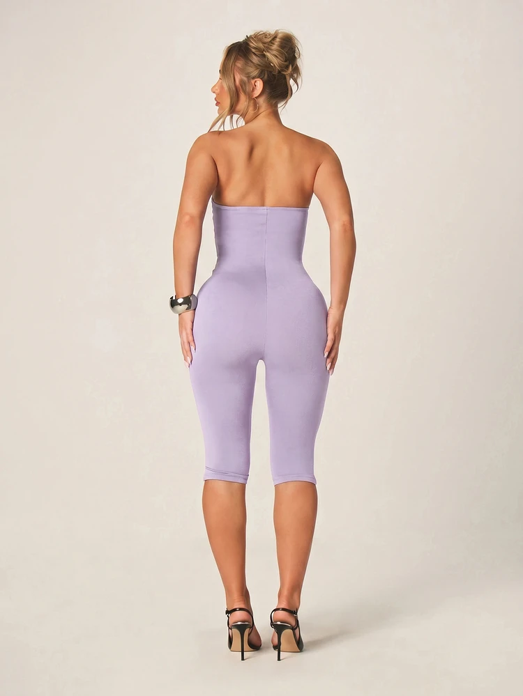 MISSGUIDED Dopasowany kombinezon typu bodycon z dekoltem bandeau bez ramiączek, nogawkami Capri, rozcięciem z boku i dołem, jednoczęściowy unitard na letnie przyjęcia
