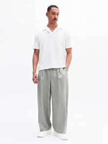 SUMWON Crop Fit Wide Leg Pleated Pinstripe Linen Feel Trousers With Elastic Waist For Smart Casual Summer Style - Green - View 3