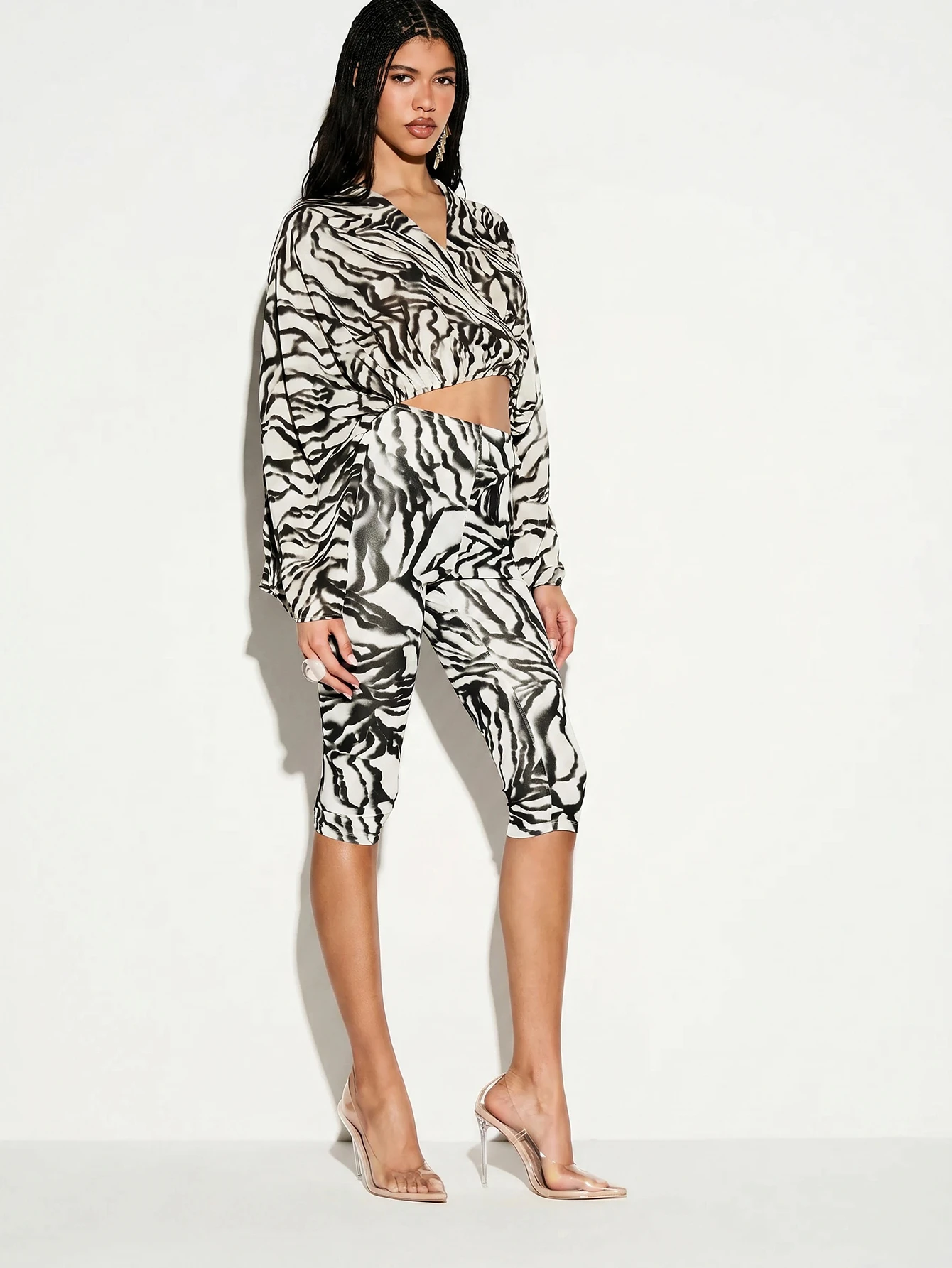 Fitted Capri Pants With Tiger Zebra Print