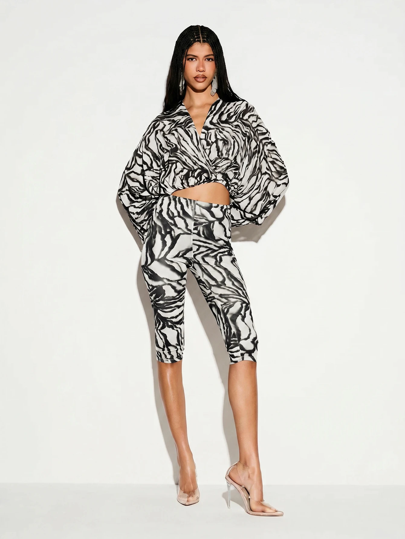 Fitted Capri Pants With Tiger Zebra Print