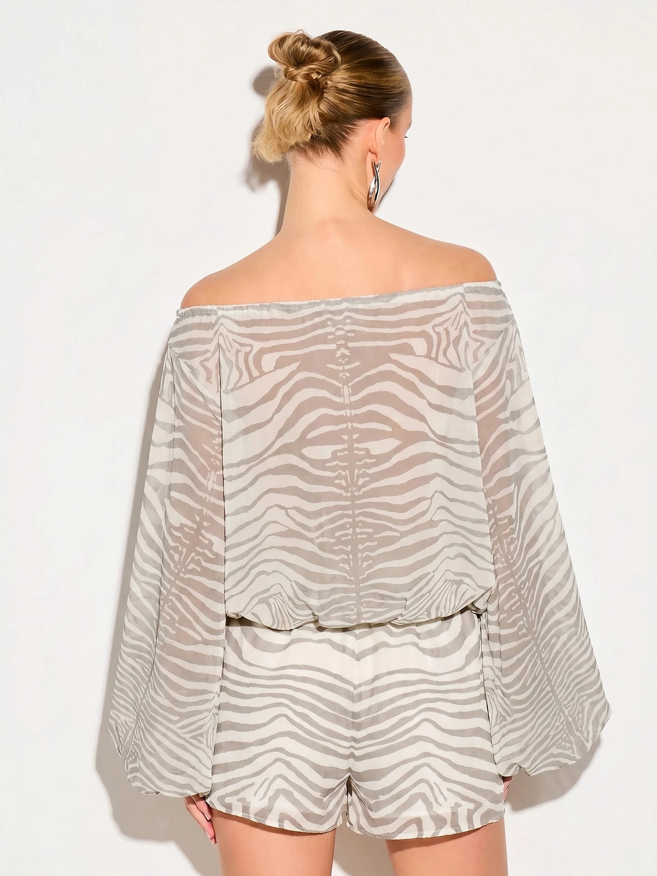 Off-Shoulder Zebra Print Blouse With Balloon Sleeves