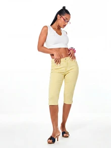 BABYPHAT Quần jean Capri denim co giãn với thêu logo mèo biểu tượng và chi tiết xẻ tà gấu quần - Màu vàng ngỗng - Xem 3