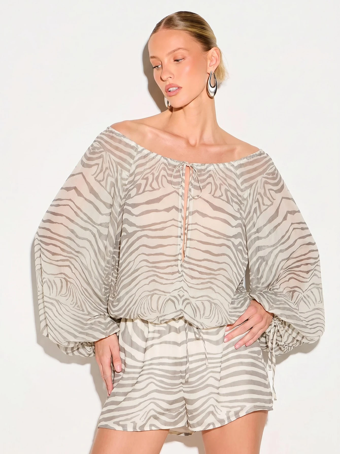 Off-Shoulder Zebra Print Blouse With Balloon Sleeves