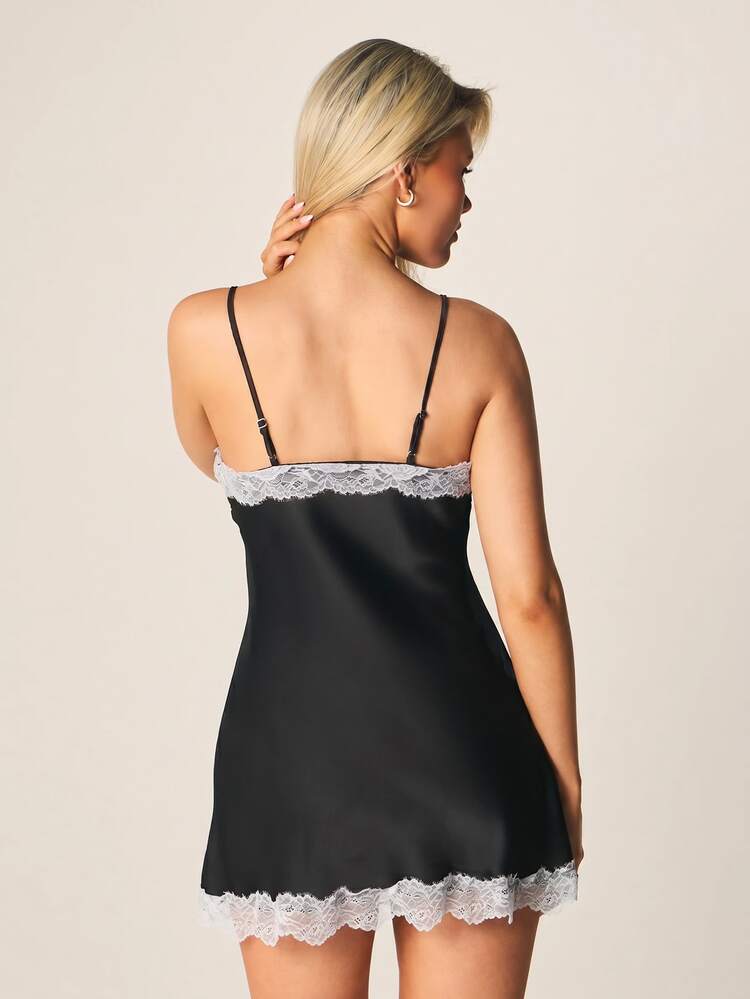 MISSGUIDED Satin Baby Doll Slip Dress With Lace Trim Detail, V-Neck, Adjustable Straps, Mini Length, Lingerie Nightwear