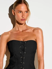 KIZN Strapless Lace-Up Corset Top With Boning Detail And Front Eyelet Closure For Night Out - Black - View 5