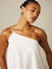 MISSGUIDED Eyelet Embroidered One-Shoulder Mini Dress With Ruffle Hem And Scalloped Edge Summer Beach - White - View 4