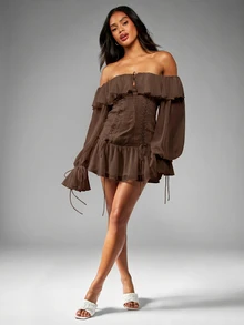 MISSGUIDED Vestido mini tipo corsé Bardot con hombros descubiertos, cordones, mangas con volantes y detalle de gasa arrugada - Marrón - Ver 3