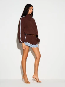 KIZN Chaqueta cortavientos oversize con rayas laterales, cuello alto, cierre de botones a presión y bajo elástico - Café integral - Ver 3