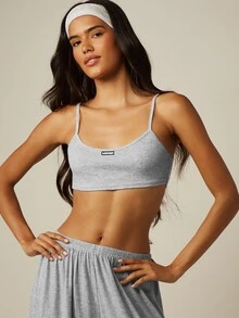 MISSGUIDED مجموعة بيجامة من قطعتين بتوب قصير برا ليت وبنطلون واسع الساق بتصميم باراشوت مع عصابة رأس، طقم ملابس مريحة للاسترخاء والنوم - رمادي فاتح - مشاهدة 5