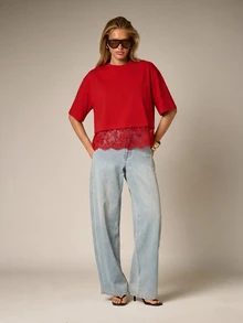 AiiRZ Lace Trim Crop T-Shirt With Shoulder Pads Floral Scallop Hem Boxy Oversized Top - Red - View 4
