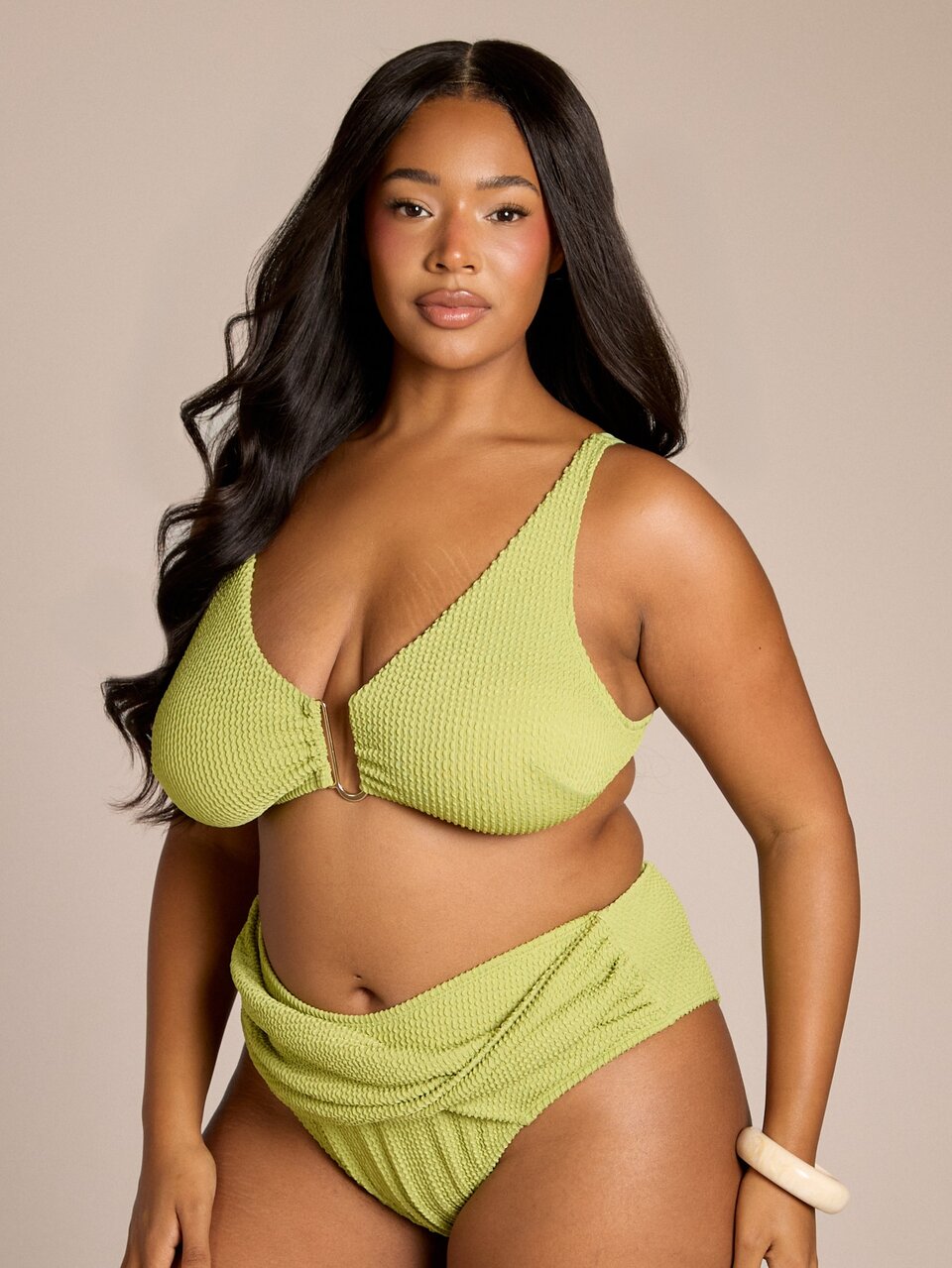 Plus Size Sculpting Crinkle Gold Trim Bikini 2 Piece Set Summer Holiday Vacation Swim Set Pool Glam Pool Party Pool Side Beach Wear