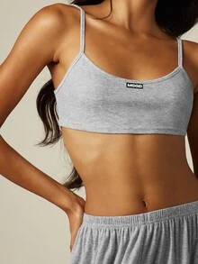 MISSGUIDED مجموعة بيجامة من قطعتين بتوب قصير برا ليت وبنطلون واسع الساق بتصميم باراشوت مع عصابة رأس، طقم ملابس مريحة للاسترخاء والنوم - رمادي فاتح - مشاهدة 4