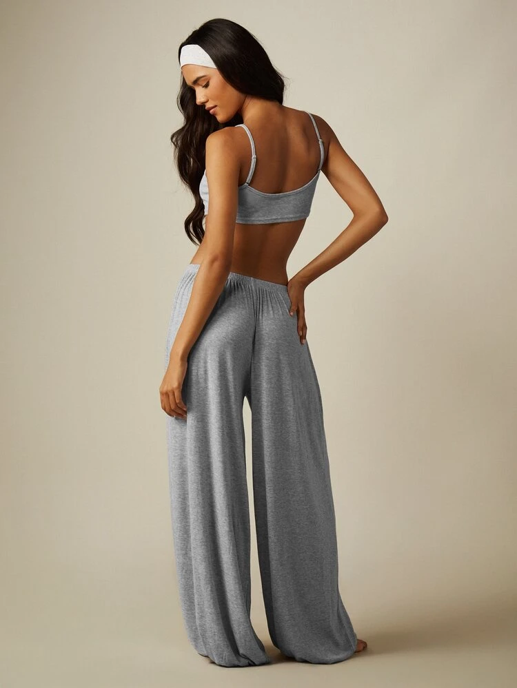 MISSGUIDED Bralette Crop Top With Parachute Wide Leg Pants Set