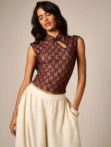 AiiRZ Cheongsam Inspired Lace Crop Top With Mandarin Collar Chinese Frog Button Keyhole Detail Sleeveless - Black - View 5
