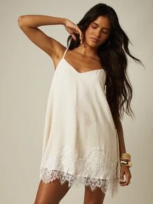 MISSGUIDED Linen Mini Slip Dress With Floral Lace Trim Hem V-Neck Spaghetti Strap Summer Boho Style - Apricot - View 4