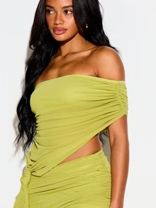 KIZN Off-Shoulder Ruched Gathered Crop Top With Knot Detail One-Shoulder Draped Mesh Style For Summer Party Night Out - Olive Green - View 4