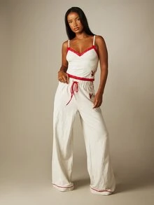 Missguided x Playboy Bunny Logo Lace Trim Cami Top And Wide Leg Lounge Pants Co-Ord Set Sleepwear Pyjama Set - Light Grey - View 4