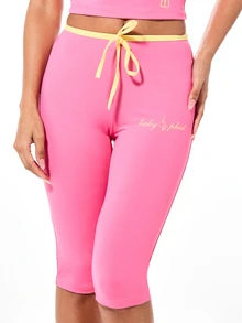 BABYPHAT Celana Legging Capri Ukuran Besar dengan Cetakan Logo Emas dan Pinggang Kontras untuk Pemakaian Kasual Sehari-hari - Berwarna merah muda - View 2