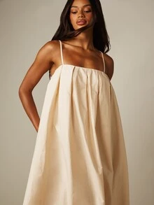 MISSGUIDED 百褶方領細肩帶無袖長洋裝 飄逸高腰夏季海灘陽光裙 附口袋 - 卡其色 - 查看 4