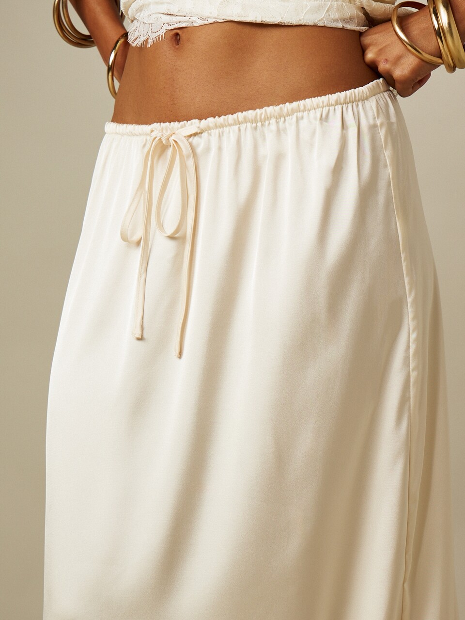 MISSGUIDED Satin Maxi Skirt With Drawstring Elastic Waistband Column Silhouette Flowy Elegant Floor Length Spring Summer