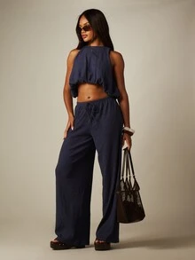 MISSGUIDED Setelan Dua Potong Musim Panas Terdiri dari Atasan Crop Bertekstur dengan Hem Gelembung dan Celana Panjang Lebar - Navy Blue - View 3
